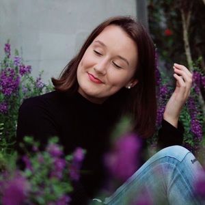 Meet your Posher, Emma